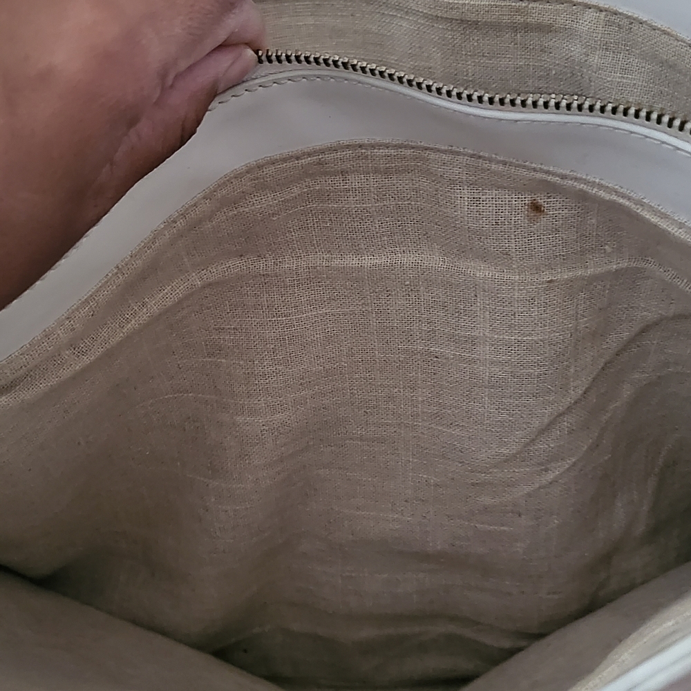 Sondra Roberts Leather Tote Purse - Picture 6 of 14